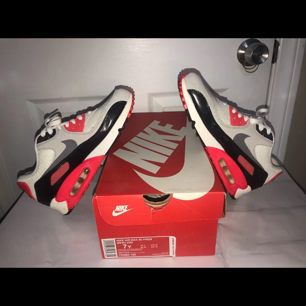 GS Nike Air Max 90